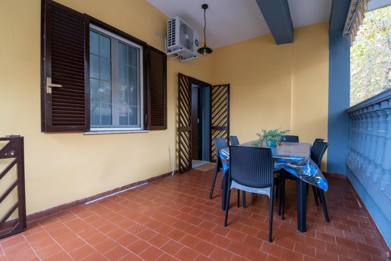 Casa Ilaria Lägenhet Ladispoli Exteriör bild
