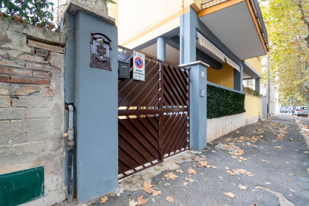 Casa Ilaria Lägenhet Ladispoli Exteriör bild