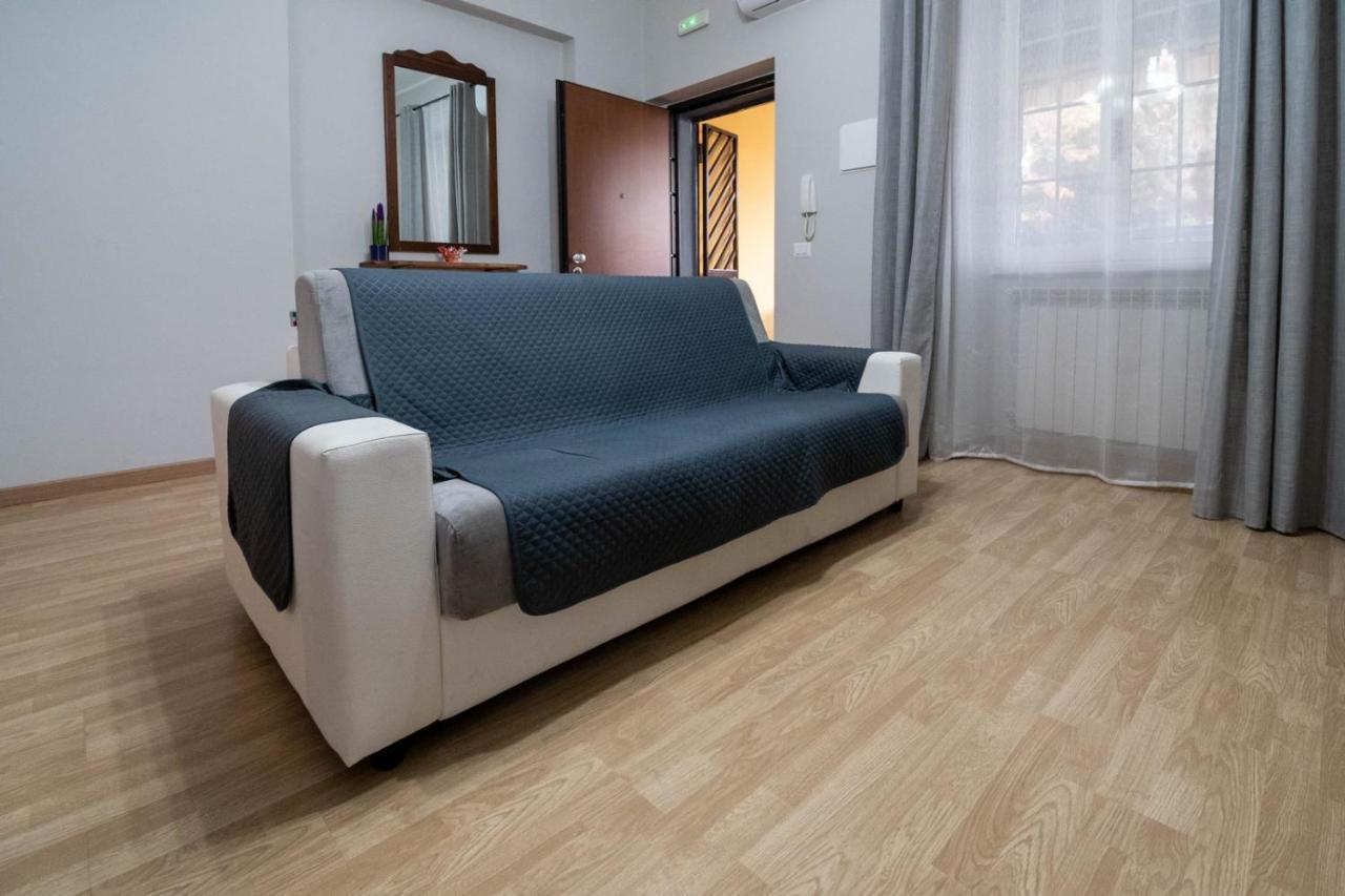 Casa Ilaria Lägenhet Ladispoli Exteriör bild